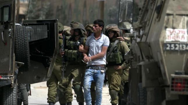 فيسبوك يعد الخطر الأكبر في مواجهة الفلسطينين أمام قوات الاحتلال الاسرائيلي
