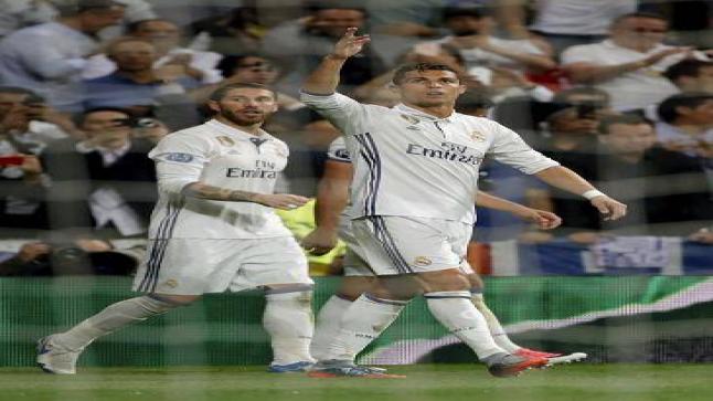 ثنائية كريستيانو رونالدو تنقذ ريال مدريد من فضيحة على ملعبه