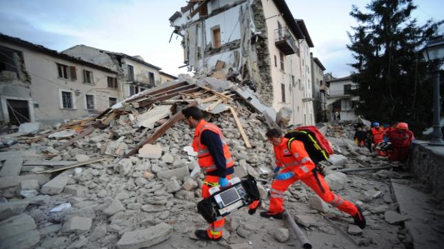 حصيلة قتلى زلزال إيطاليا ترتفع إلى 38 قتيلا مبدئيا